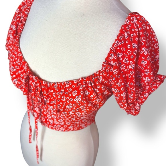 Chic Red Floral Women's Blouse - Picture 3 of 4